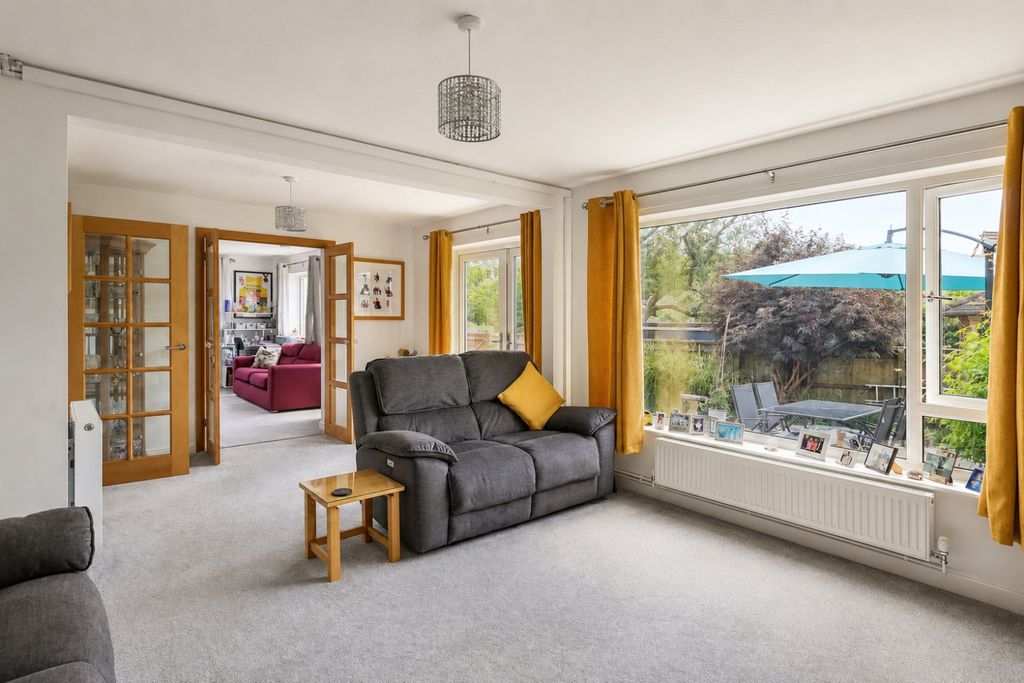 Property photo 3 of 21 Fa1F788E-Baf6-402A-A44A-D90Cb514D0Ef
