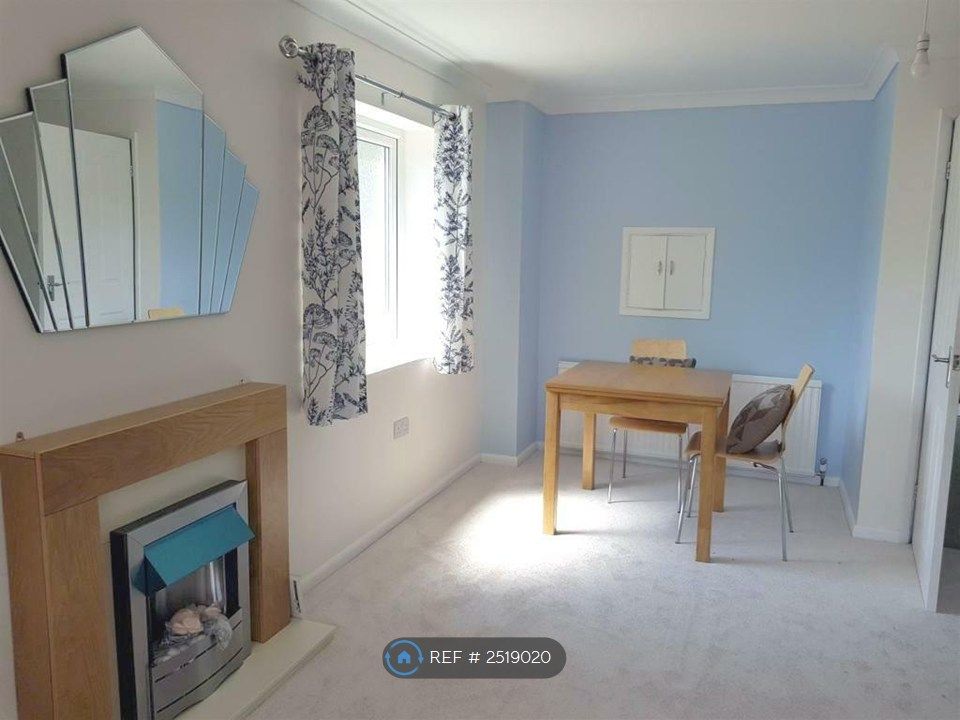 Property photo 2 of 17 Dining Area