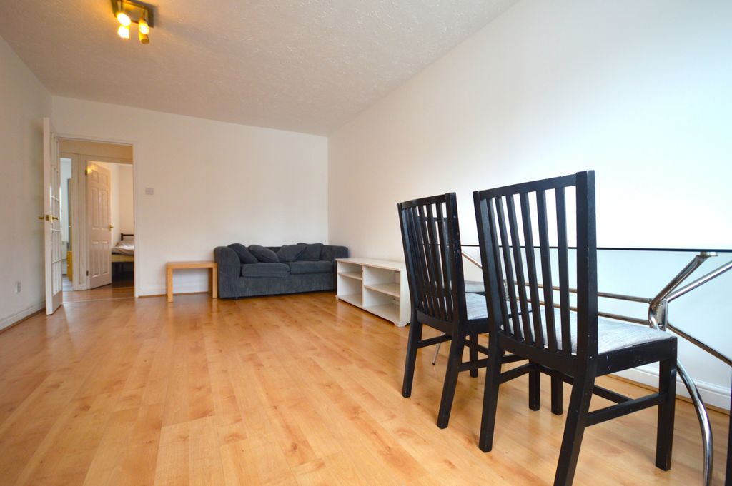 Property photo 2 of 10 Gallery
