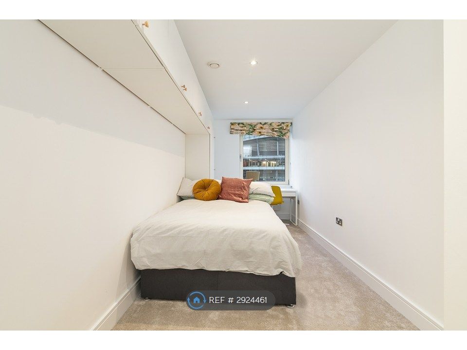 Property photo 3 of 24