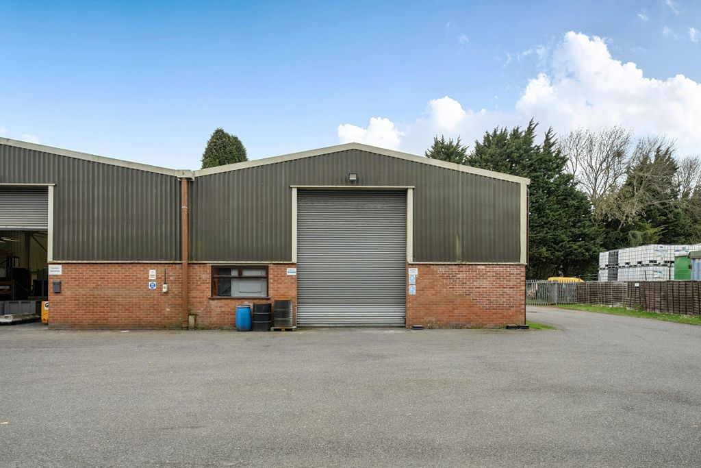 Property photo 1 of 9 1439624-6-69d7c402061B5.Jpg