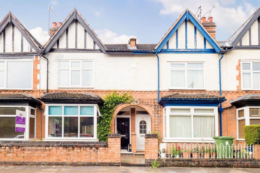 Property photo 1 of 13