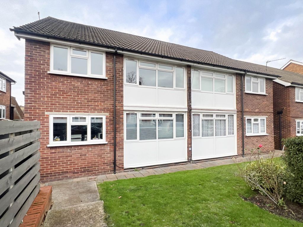 Property photo 1 of 9