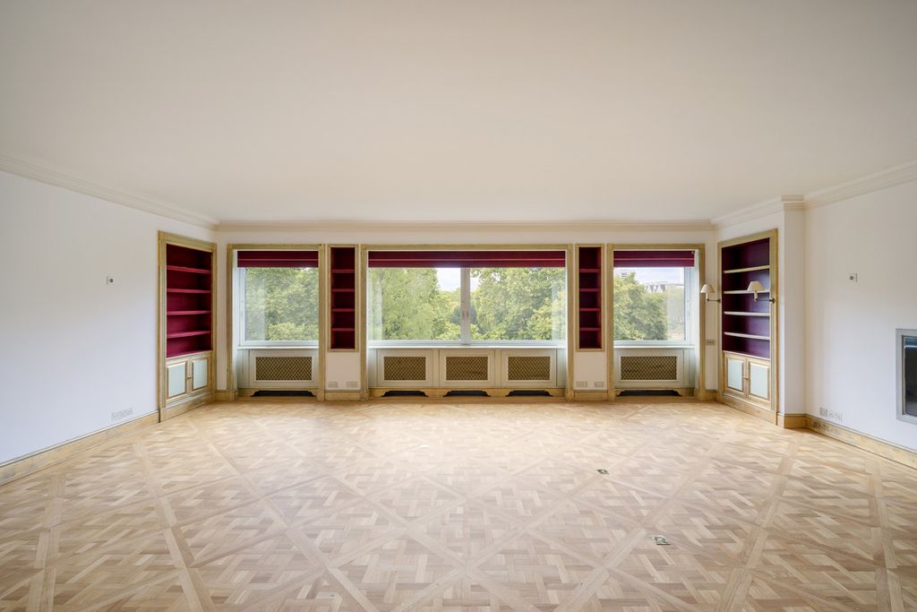 Property photo 1 of 25