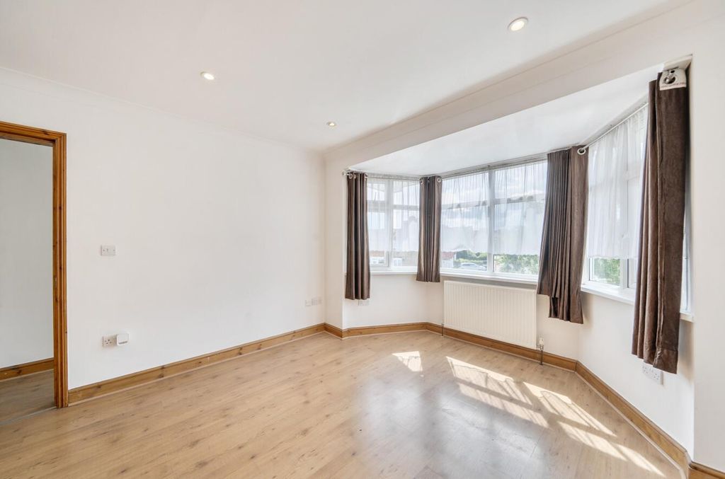 Property photo 2 of 11 Davidson Frost-Wellings, Dfw, Everton Drive, Stanm