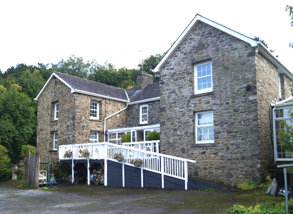 Property photo 1 of 45