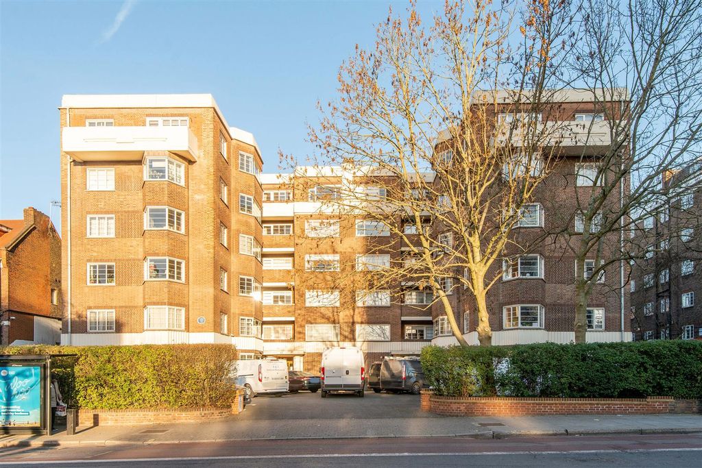 Property photo 1 of 9 21 Kendall Court Shoot Up Hill Nw2 3Pd (01).Jpg