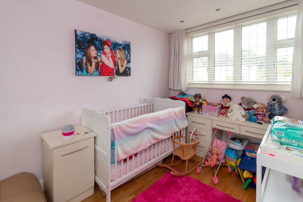 Additional image 13 of 7 bed detached house for salePenshurst Gardens, Edgware HA8