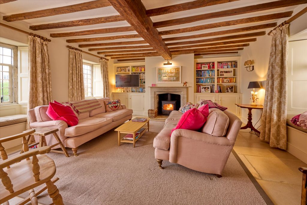 Property photo 2 of 26 Image