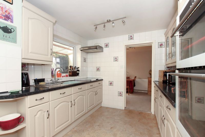 Property photo 3 of 16 Photo 11