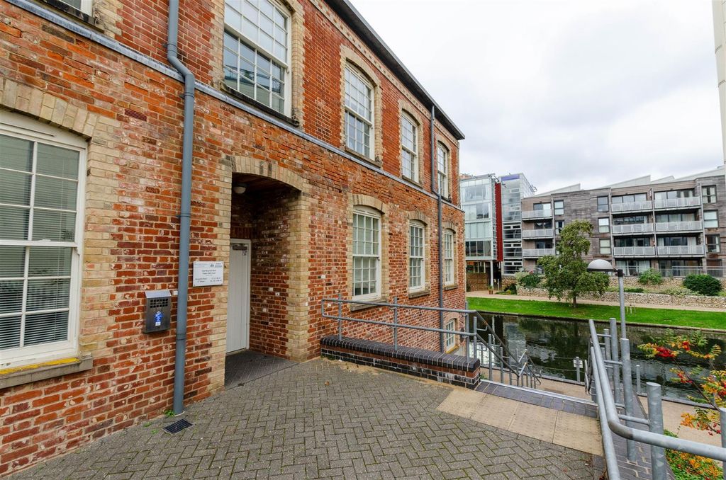 Property photo 1 of 12 Ag2Y_Qphkka5Zctrqgyrna.Jpg