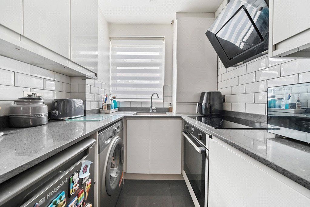 Property photo 3 of 6 Picture No. 22