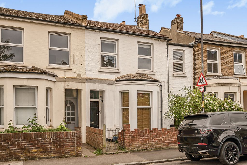 Property photo 3 of 15