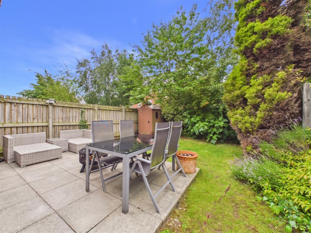 Property photo 3 of 13 Cam03303G0-Pr0404-Still029-002.Jpg