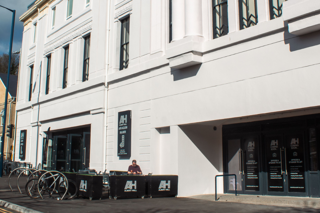 Property photo 2 of 13