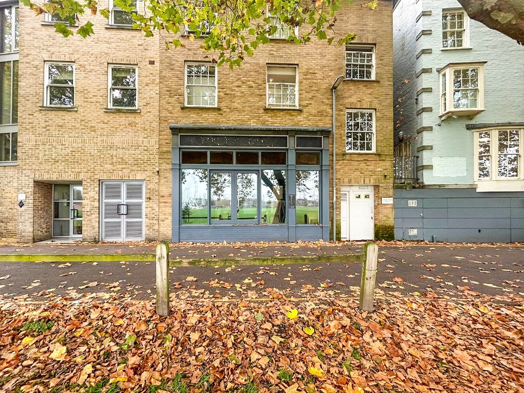 Property photo 1 of 8 Front 2025