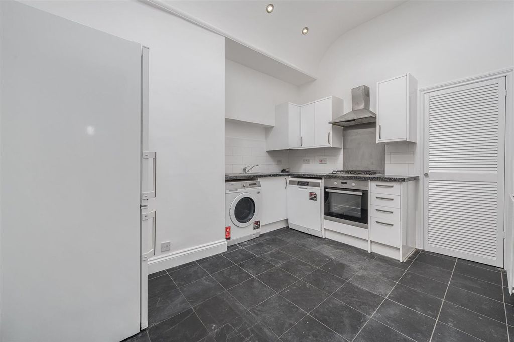 Property photo 3 of 20 986298 (5).Jpg