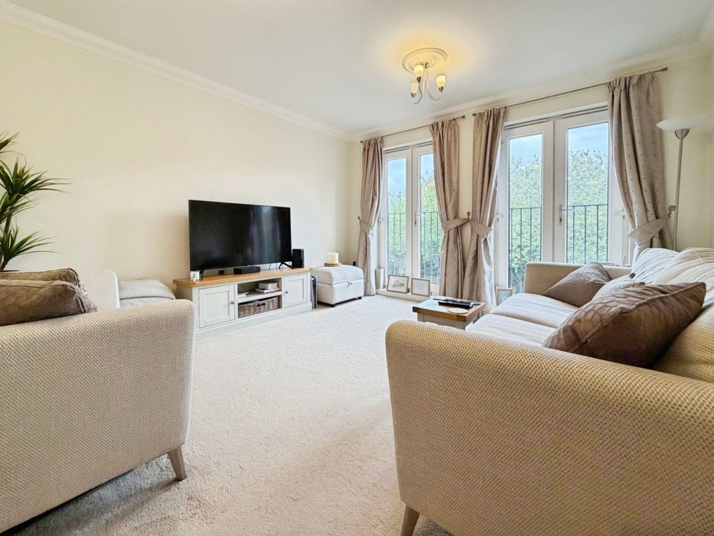 Property photo 3 of 24