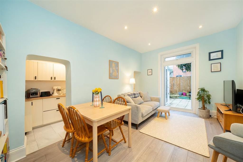 Property photo 3 of 7