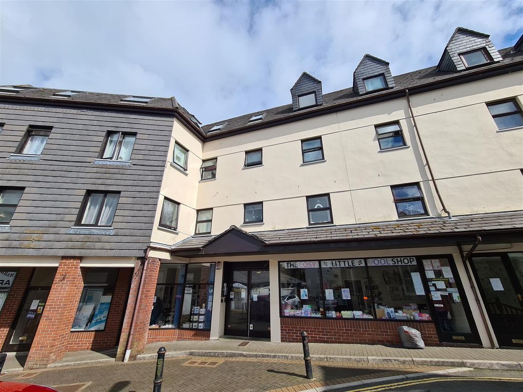 Property photo 1 of 10 Market Court.Jpg