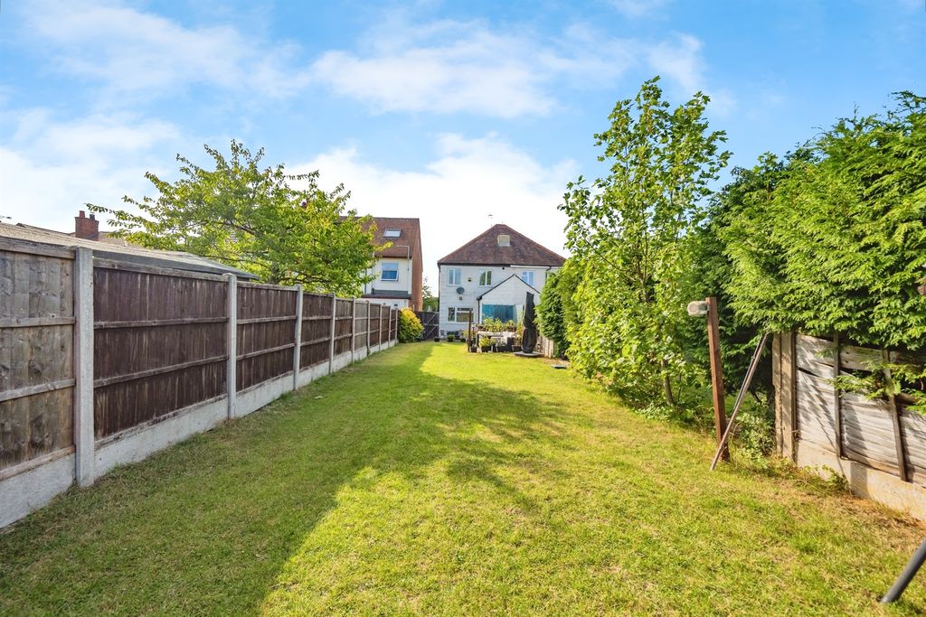 Property photo 3 of 23