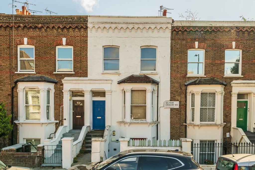 Property photo 1 of 8