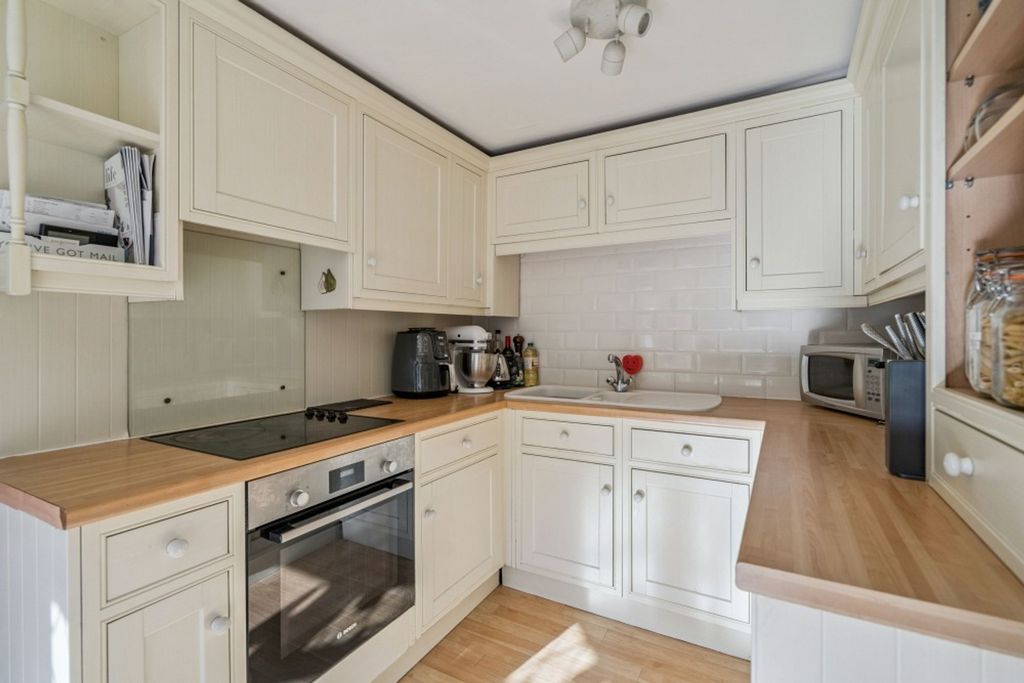 Property photo 3 of 22 Photo 13