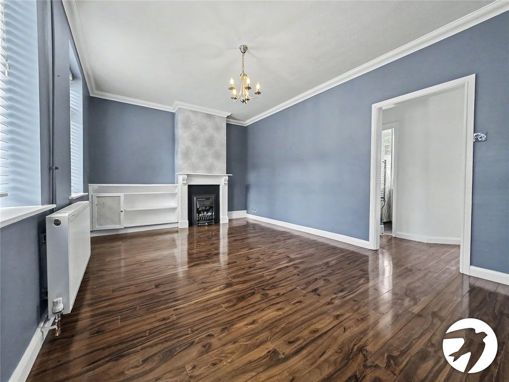 Property photo 3 of 14 Picture No. 10