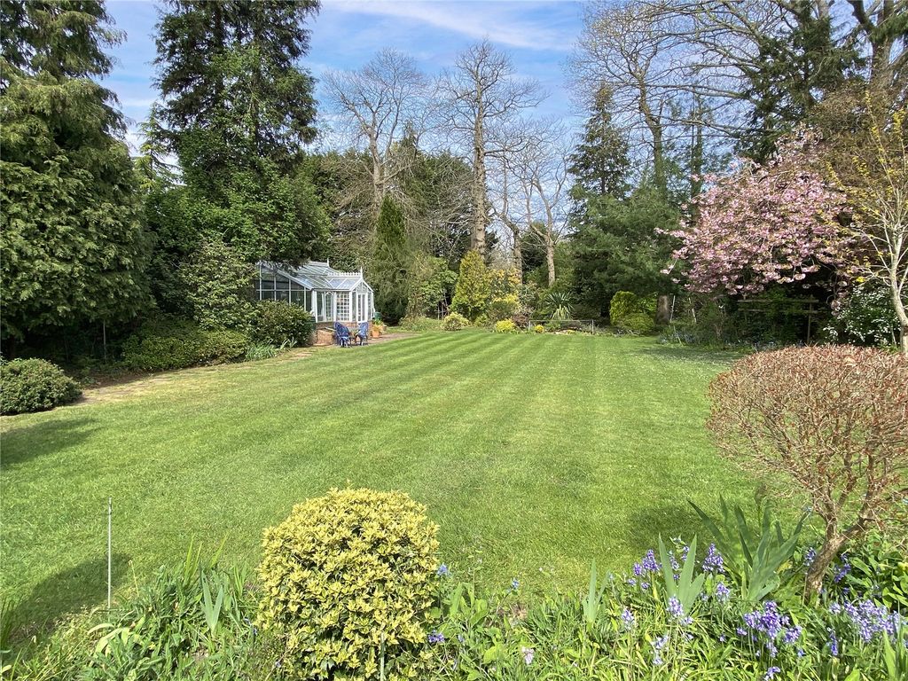 Property photo 2 of 22 Picture No. 46