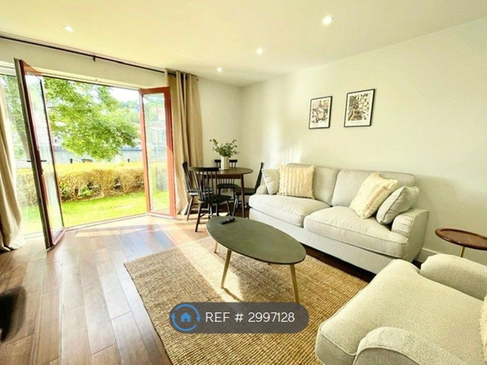 Property photo 3 of 10