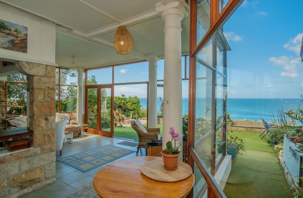 Property photo 2 of 39 Fh1716025