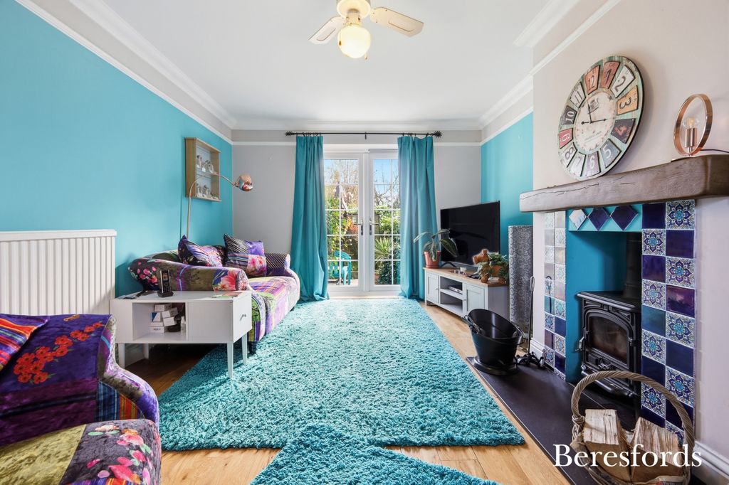 Property photo 2 of 18 Picture No. 14