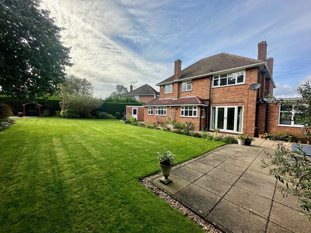 Property photo 3 of 16