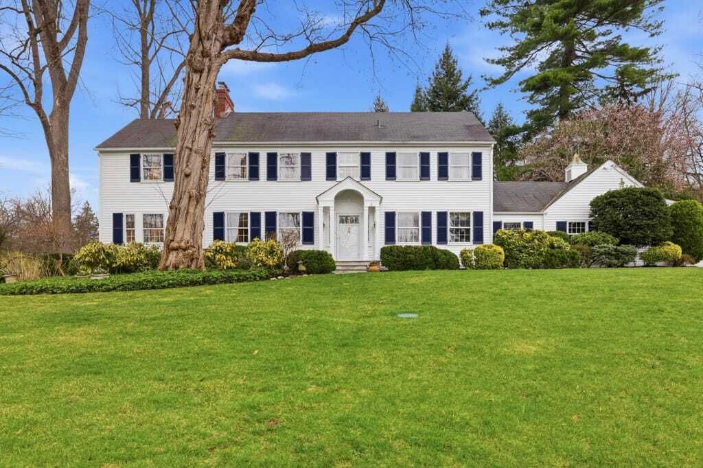 Property photo 1 of 22