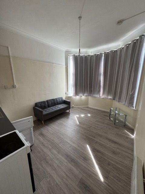 Property photo 1 of 4 Img_6533