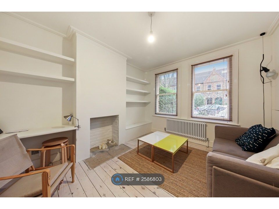 Property photo 2 of 11