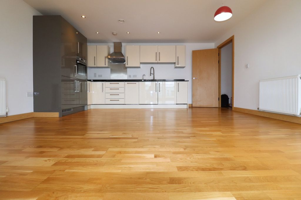 Property photo 2 of 24