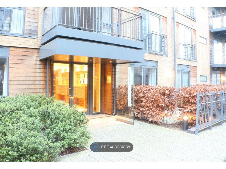 Property photo 2 of 17