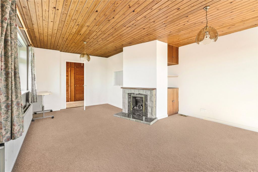 Property photo 3 of 13 3 - Picture No. 24
