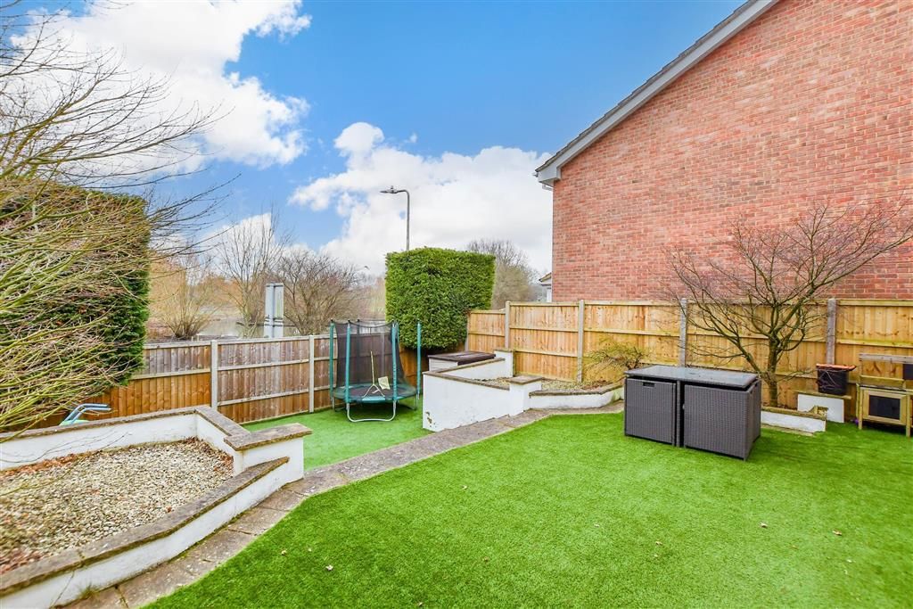 Property photo 2 of 11 Rear Garden