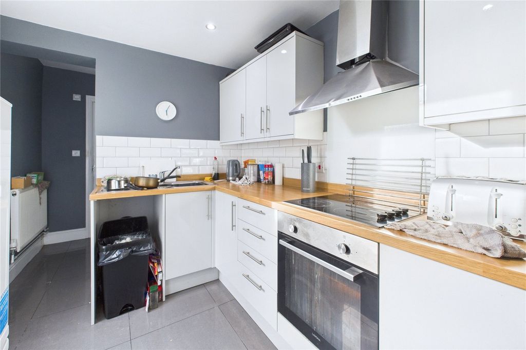 Property photo 2 of 15 Picture No. 08