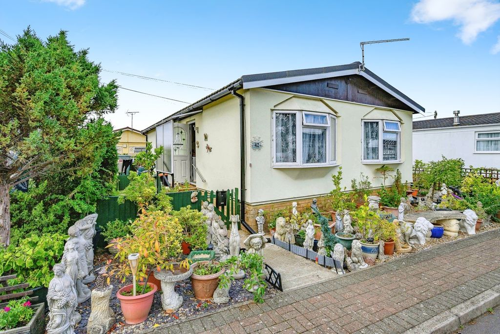 Property photo 1 of 15 Front