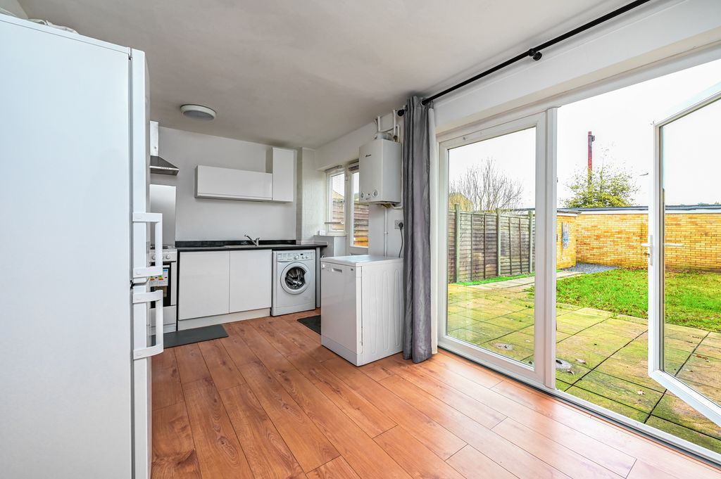 Property photo 3 of 12 Photo 13