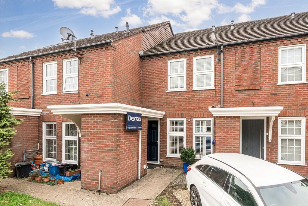 Property photo 1 of 4