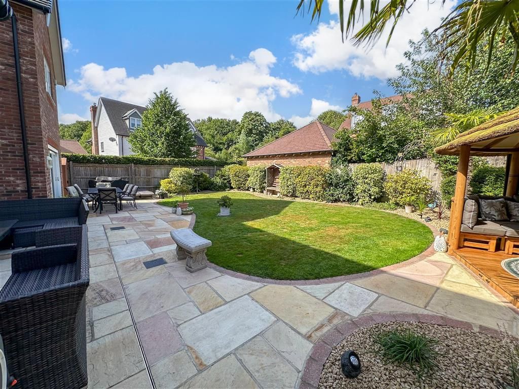 Property photo 1 of 19 Rear Garden