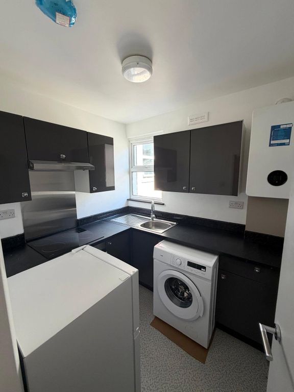 Property photo 2 of 6 Picture No. 04