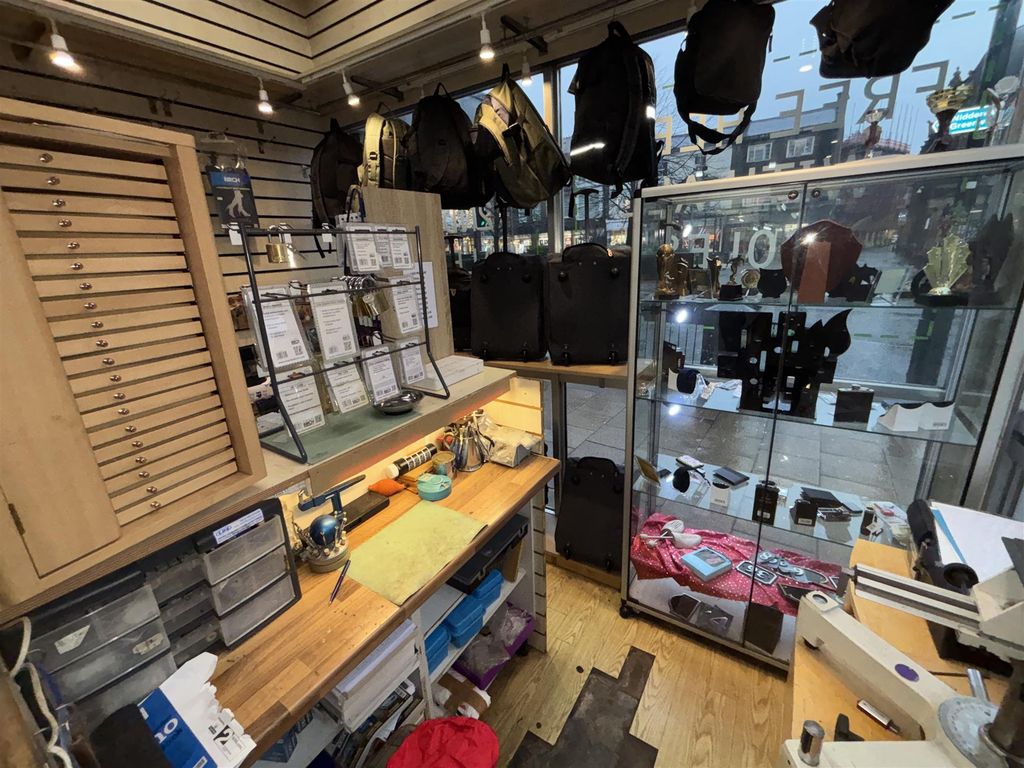 Property photo 2 of 7 Photo 1