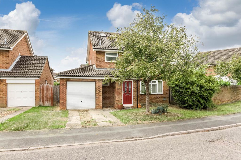 Property photo 1 of 17