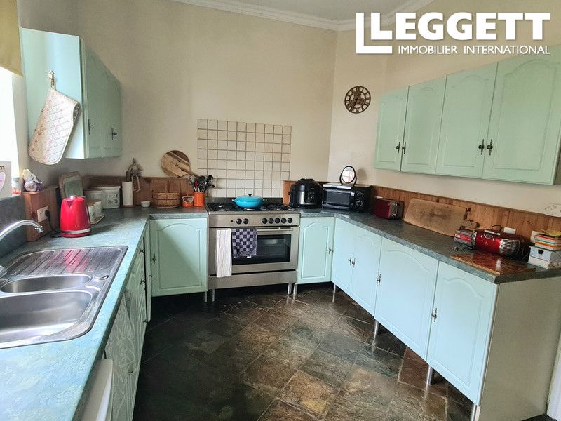 Property photo 3 of 10