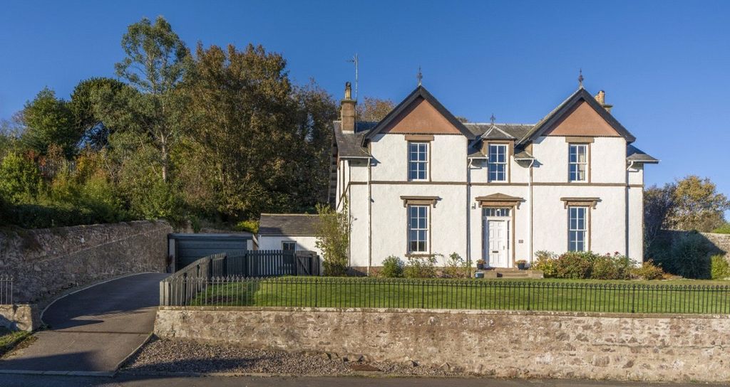 Property photo 1 of 13 Front Elevation